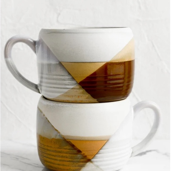 Set of 2 Reactive Glaze Stoneware Mugs - Picture 3 of 5